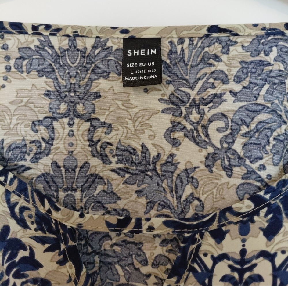 Navy Damask Short Sleeve Scoop Neck Tee - Picture 2 of 4